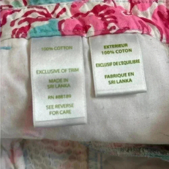 Lilly Pulitzer pastel floral shorts in size 0 - Picture 4 of 4